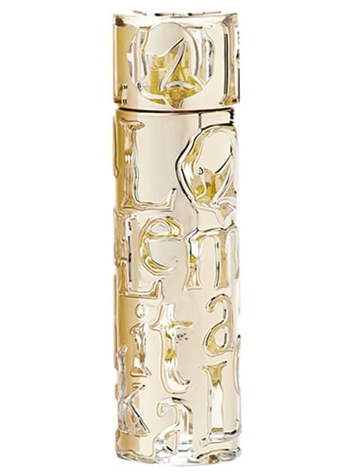 Elle L'Aime À La Folie